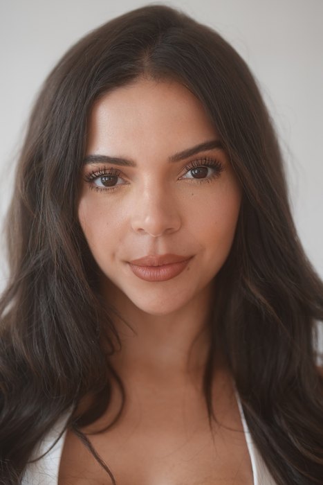 Yasmin — headshot